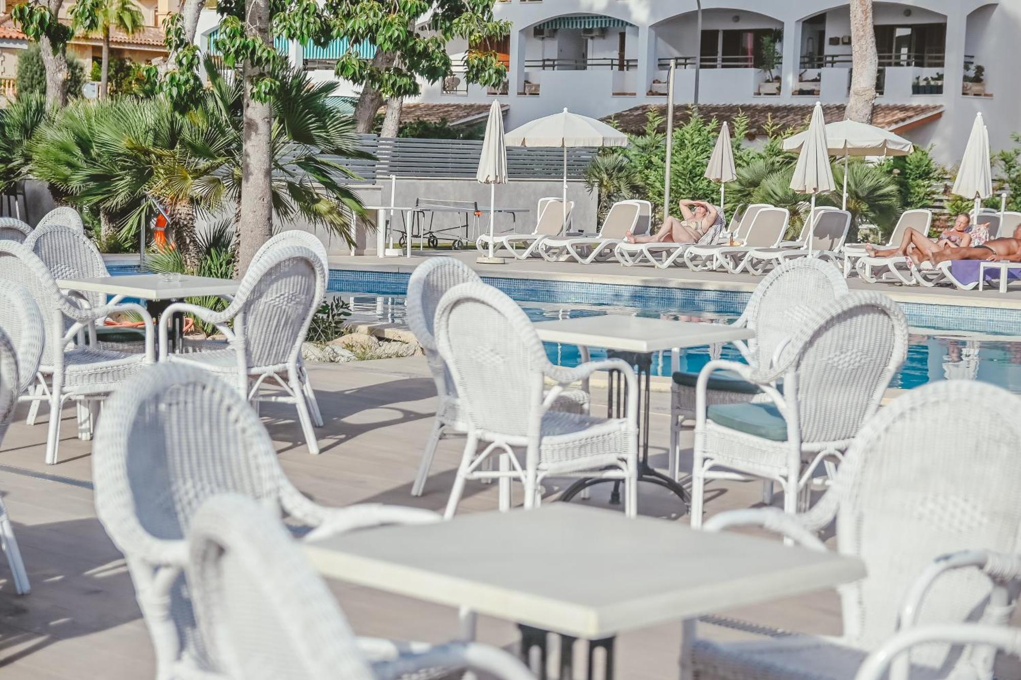 Hotel Lliteras Кала Ратьяда Экстерьер фото