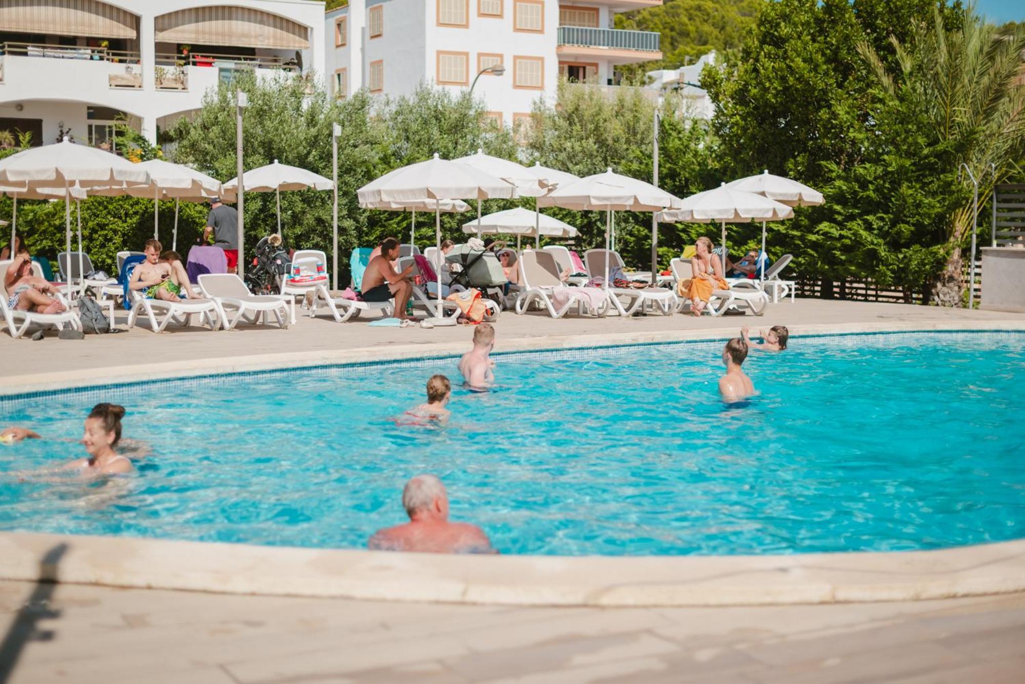 Hotel Lliteras Кала Ратьяда Экстерьер фото